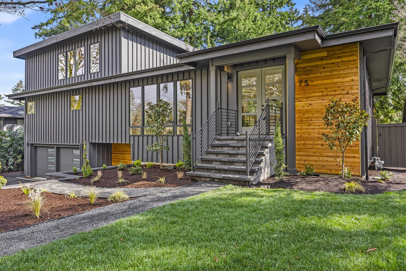 Construction Services Clackamas, OR